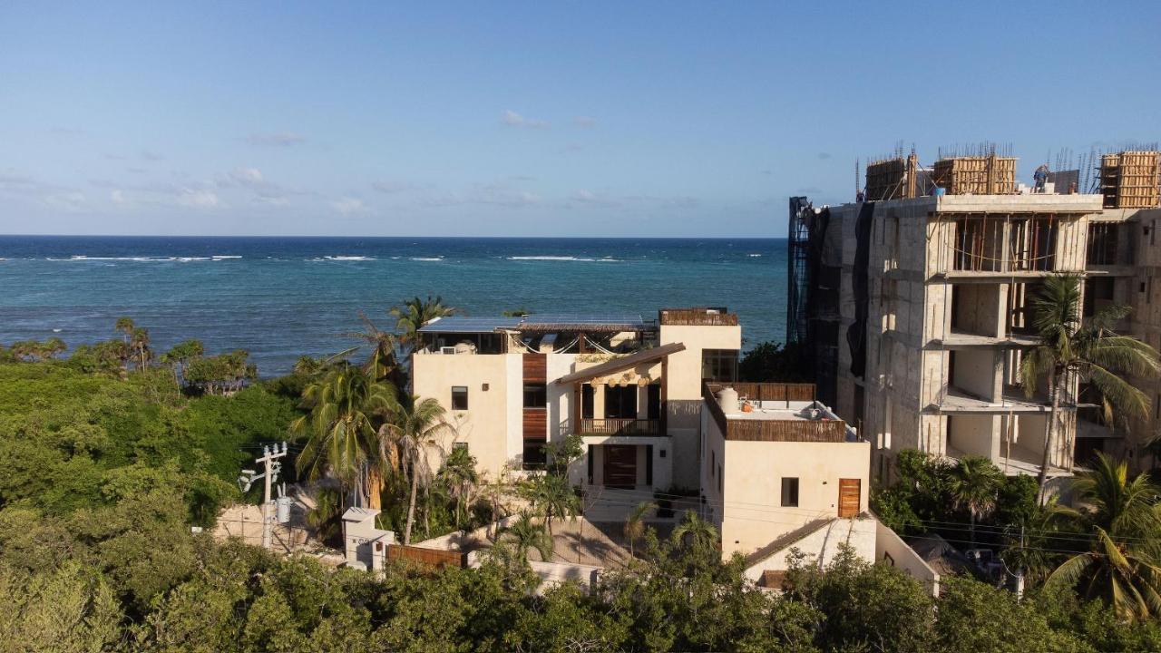 Tulumar Beachfront Luxury Villa- Full Service Pousada Tulum